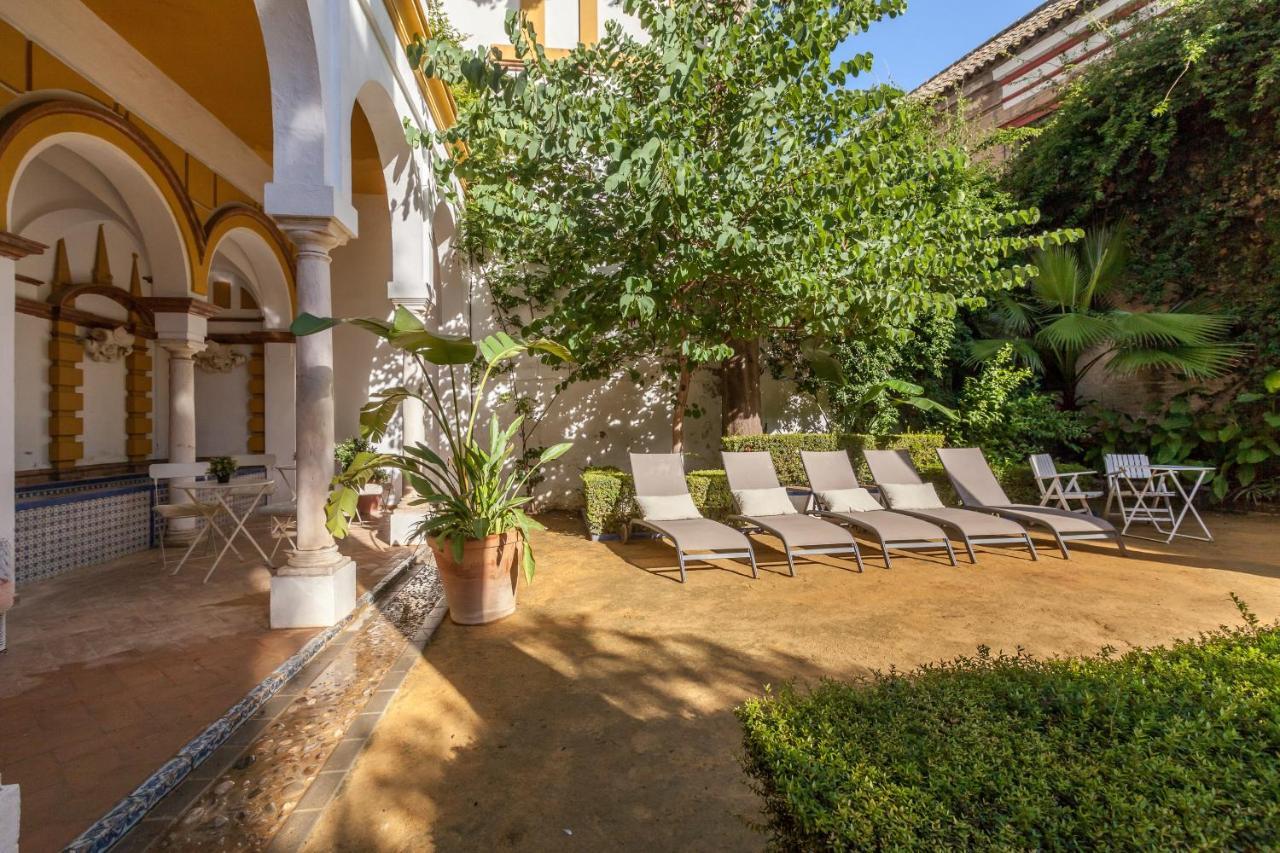 Villa Elvira, Exclusive Pool And Gardens In The Heart Of Sevilla Экстерьер фото